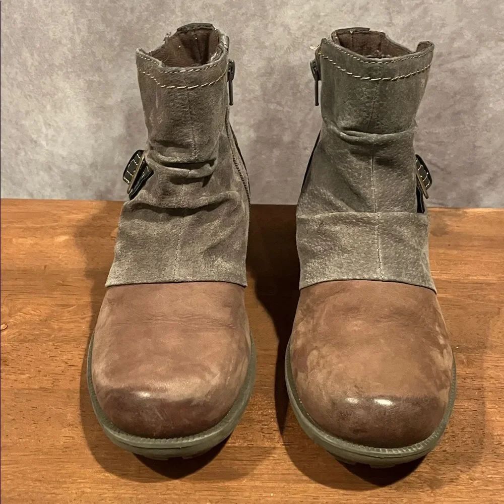Earth Origins Phoenix Two-Tone Ankle Boots in Brown and Gray size 8.5 - Picture 2 of 7